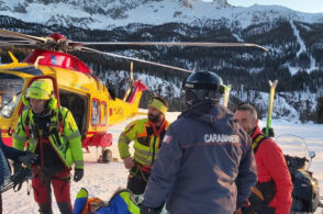 Traffico intenso sulle piste: due infortunati soccorsi in elicottero