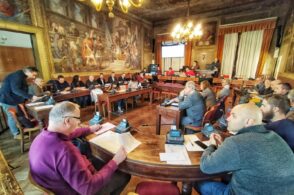 Manovra di fine anno: Palazzo Rosso finanzia la nuova pista di atletica