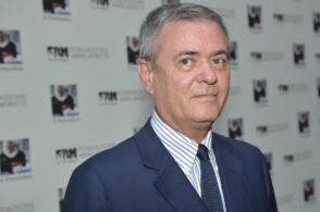 Dal muro di Berlino ai muri d’oggi: Ezio Mauro a lezione con gli studenti