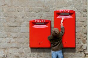 Oltre un mese per una lettera, il servizio di Poste Italiane fa acqua