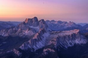 L’alba sulle Dolomiti: tra Marmolada e Tofana, un’esperienza che sconfina nella magia