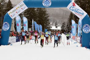Duemila iscritti e il 70 per cento di stranieri: la Dobbiaco-Cortina scalda i motori