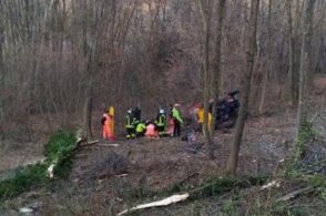 Schiacciato dal suo mezzo agricolo: muore un pensionato di Limana