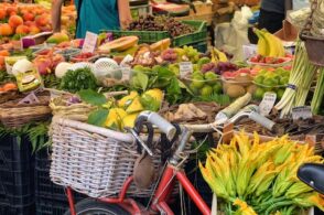 Anziano scippato da un falso fruttivendolo: scatta la denuncia per un 28enne