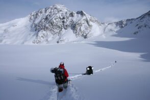 Neve in sicurezza con il Cai, ecco il corso base di scialpinismo