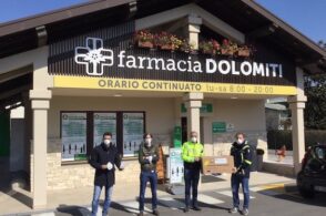 Duemila mascherine dalla Farmacia Dolomiti: andranno alle case di riposo