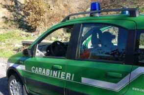 Positive al coronavirus se ne vanno in giro: madre e figlia rischiano l’accusa di epidemia colposa