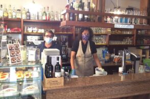 Bar al via tra perplessità e speranze: «La colazione non è più un rito»