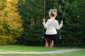 «Bambini ancora penalizzati: la fruizione dei parchi gioco è impossibile»