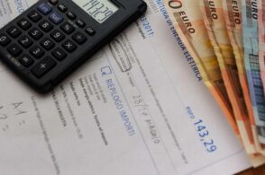 Quasi 3mila euro l’anno di tariffe. E le bollette della luce sono raddoppiate