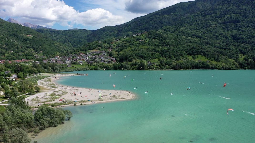 L’Alpago riparte nel segno del triathlon: in 700 sul lago di Santa ...