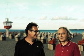 Il Sillabario di Fiabane e Mittelmann apre l’estate: «Tutto costa, tranne noi»