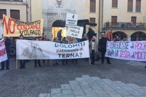 Vivaio torna sull’elettrodotto: «Terna interri come sta facendo Enel»
