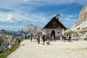 Caduti in montagna: cerimonia alla chiesetta Madonna della Croda