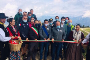 Inaugurato il balcone panoramico del Nevegal: «Bellezza da condividere»