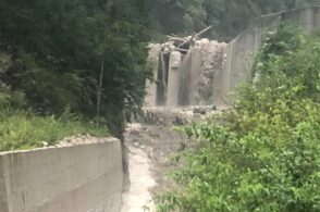 Colata sul Rudan e frana di Cancia in movimento: «Non uscite di casa»