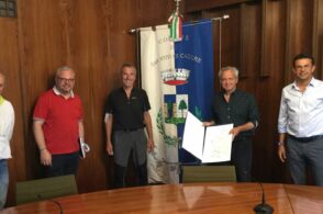 Enrico Mentana in vacanza a San Vito di Cadore: «Ama le Dolomiti»