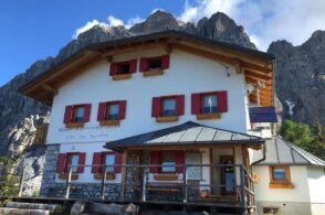 Scassinati i porta gettoni delle docce: furto al Rifugio Carestiato
