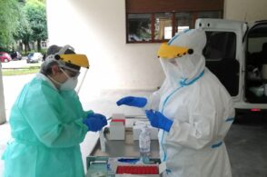 Focolaio in Comelico: 18 nuovi positivi e chiuse 2 scuole materne