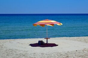 Altri 5 nuovi contagiati. E ancora un giovane di ritorno dalla Sardegna