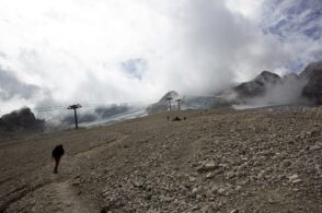 Marmolada, il ghiacciaio sta morendo. Tra trent’anni sarà sparito