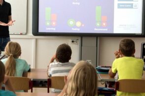 In ritardo e impreparata: «La scuola ritrovi la sua centralità»