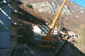 Colpo per l’Alemagna: varato il primo tratto del viadotto a Castellavazzo