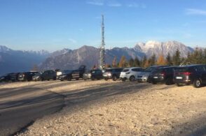 Il Nevegal piace anche fuori stagione: sentieri presi d’assalto e parcheggio pieno
