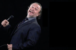 Balasso e Sgarbi: annullati gli spettacoli al Teatro Comunale