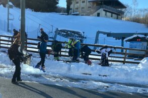 Sole e neve attraggono: montagna bellunese presa d’assalto