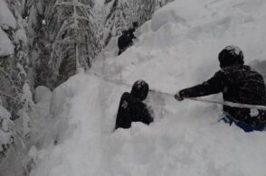 Neve sui cavi elettrici: “grande buio” in Valboite