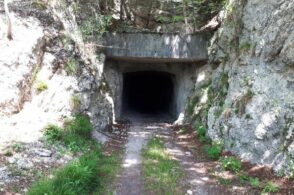Mezzo chilometro nelle viscere della montagna: &egrave; la galleria del Serva