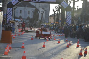 Discese ardite su mezzi improvvisati. A Castion torna la “Carrettata”