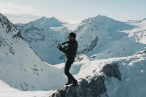 Musica e magia: il violinista Andrea Casta all’apertura dei Mondiali