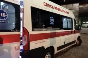 Non vogliono il vaccino, volontarie Croce Rossa sospese dalle ambulanze