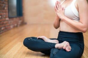 Attività in remoto: appuntamento con lo yoga e la meditazione