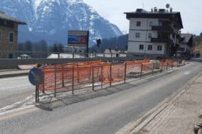 Lavori ancora fermi sulla 51/bis, De Carlo scrive ad Anas e Prefetto