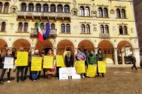 Partite Iva, la protesta arriva in Prefettura