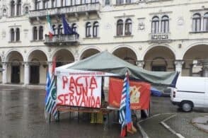 «Ci dicano di che morte dobbiamo morire». Lavoratori Acc pronti al presidio permanente a Roma