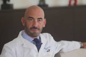 Bassetti sugli operatori no vax a Belluno: «Fuori chi non si vaccina»
