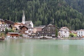 La formazione del lago diventa spettacolo: reading a Villa Paganini Ruspoli