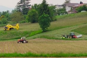 Schiacciato dalla ruota del trattore, grave anziano di Mel