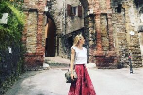 Prima in Nevegal, poi in città: Martina Colombari toccata e fuga bellunese