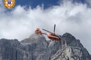 L’escursione si interrompe per un malore: scialpinista toscano elitrasportato a Bolzano