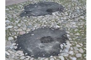 Via Santa Maria dei Battuti “rattoppata”: «Manca attenzione per il patrimonio culturale»