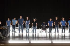 Moby Dick e la balena bianca dell’inclusione. La Compagnia del Cigno porta in scena “Achab”