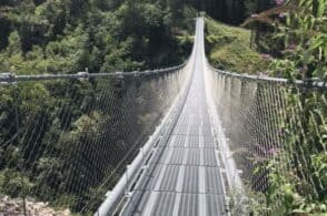Carabiniera salva donna dal suicidio, Zaia: «Eccezionale esempio di coraggio»