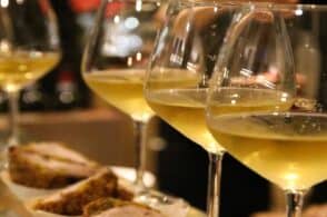 Piccoli e gustosi, torna “Cichetando”: assaggi e calici di vino tra i locali del centro
