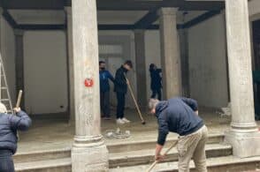 Medici e infermieri diventano pastori moderni: ecco il presepe del “Da Vinci”