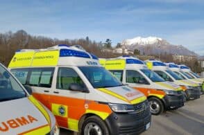 Rinnovo mezzi per l’Ulss 1 Dolomiti: arrivate sei nuove ambulanze